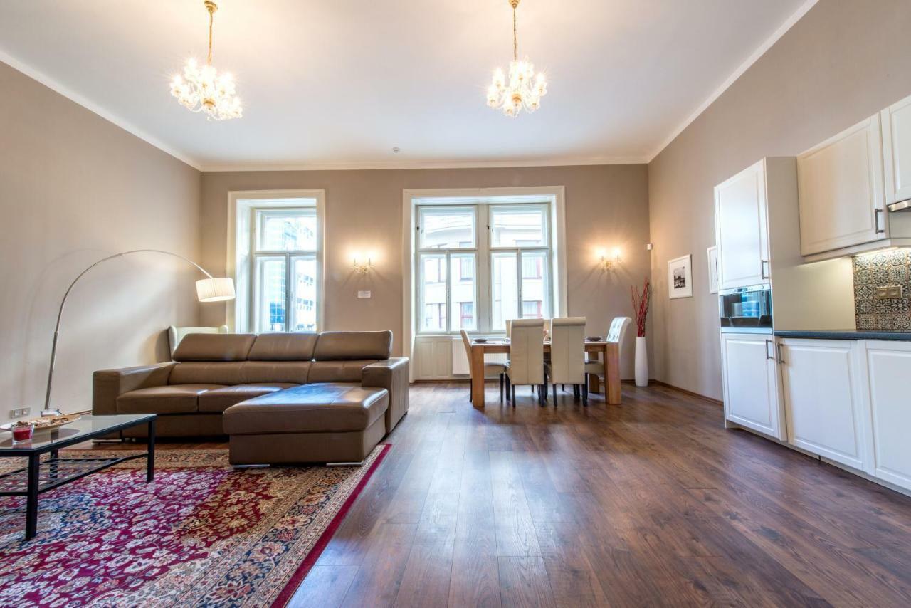 ✰Downtown Grand Apartment - Old Town Top Location✰ براغ المظهر الخارجي الصورة