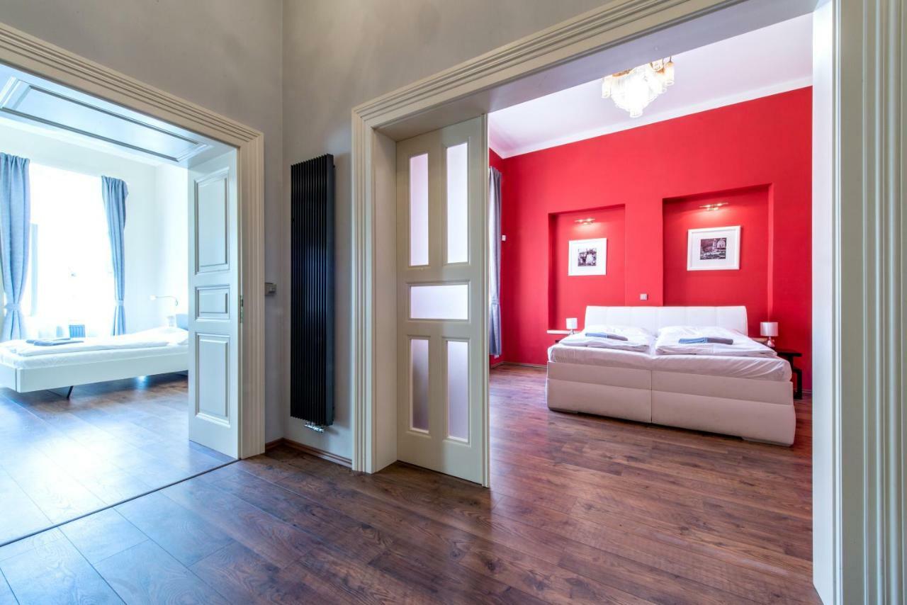 ✰Downtown Grand Apartment - Old Town Top Location✰ براغ المظهر الخارجي الصورة